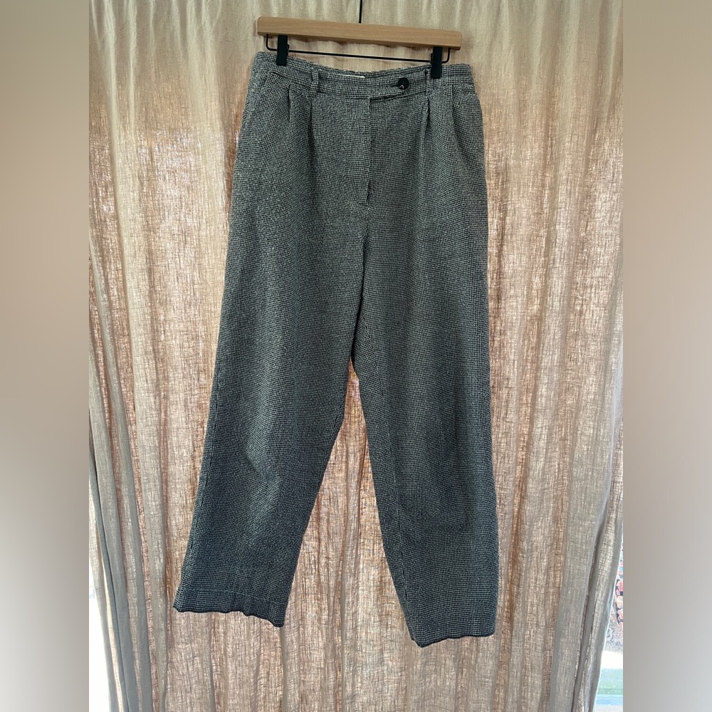 Toast UK wool houndstooth trousers. 12